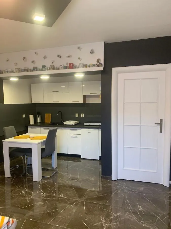 Studio apartman DAMA Pola 0*,  Croazia