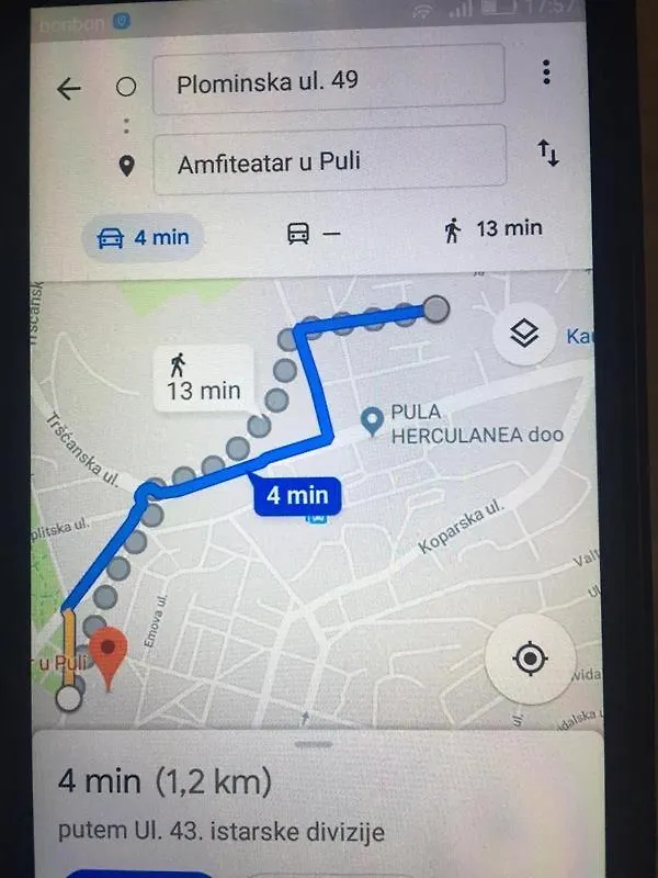 Studio apartman DAMA Pola 0*,